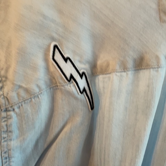 Rails patch button up top - Picture 9 of 12